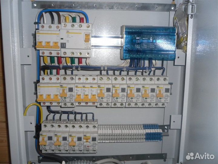 Услуги профессионального электрика