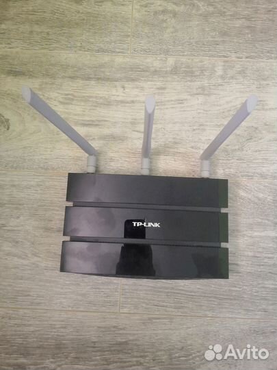 Роутер TP-link TL-WR1045ND