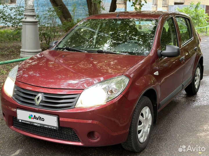 Renault Sandero 1.4 МТ, 2011, 38 200 км