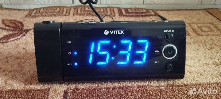 Радио-Часы Vitek VT-3516