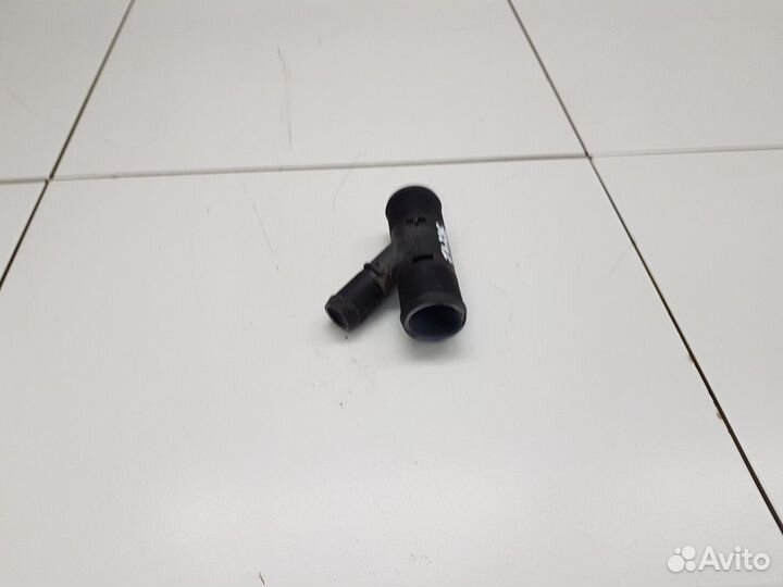 Тройник системы охлаждения (Geely Atlas Pro)