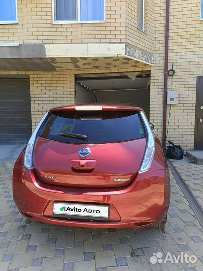 Nissan Leaf 109 AT, 2014, 220 000 км