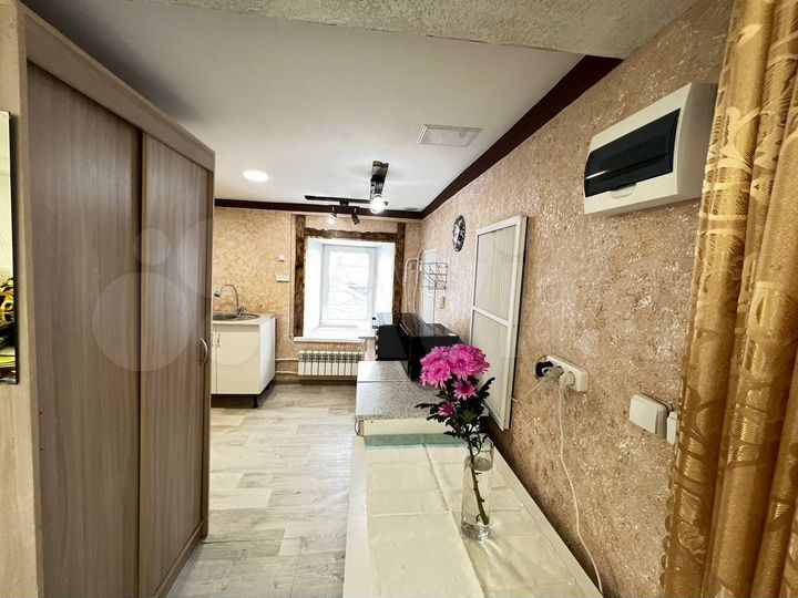 Дом 27,6 м² на участке 5,5 сот.