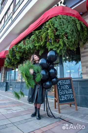 Оформление цветами фасады и интерьеры