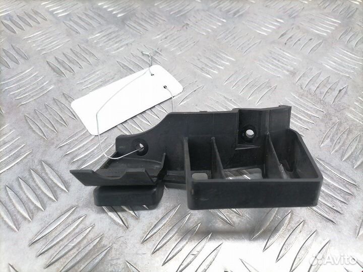 Кронштейн для Hyundai-KIA Rio 2 (JB)