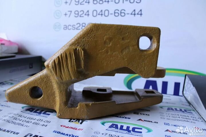 Адаптер правый 423-847-1131