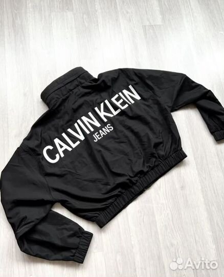 Ветровка женская Calvin klein