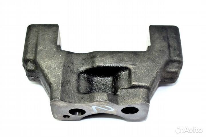 Кронштейн вала коромысла scania 4-series 124 (01.9