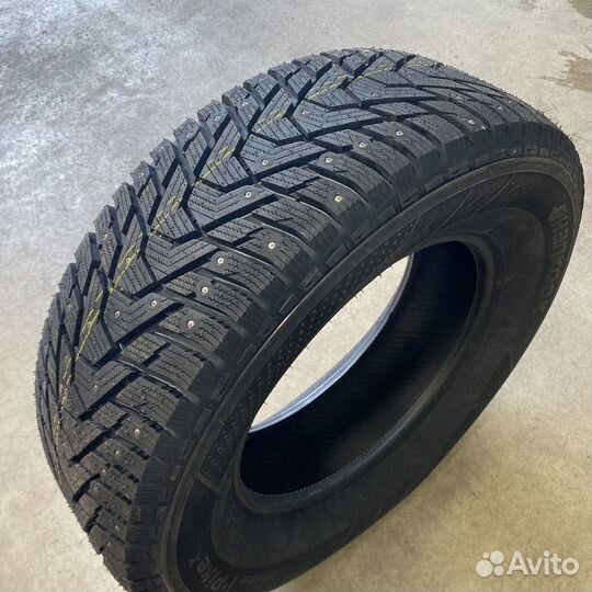 Hankook Winter i'Pike X W429A 255/50 R20 109T