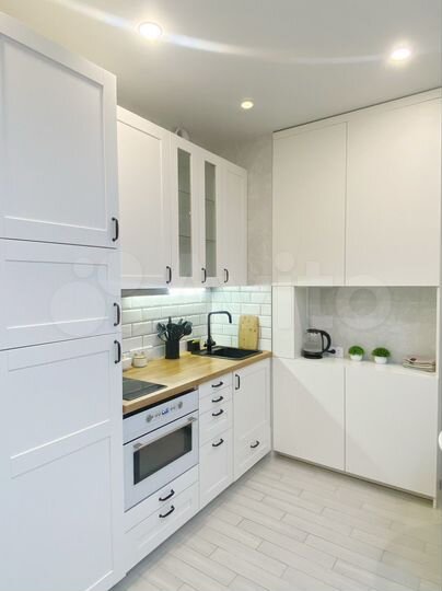 2-к. квартира, 53 м², 4/4 эт.