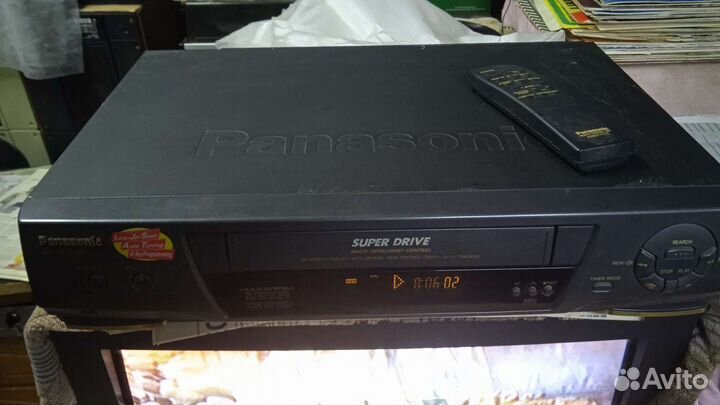 Видеомагнитофон Панасоник-225