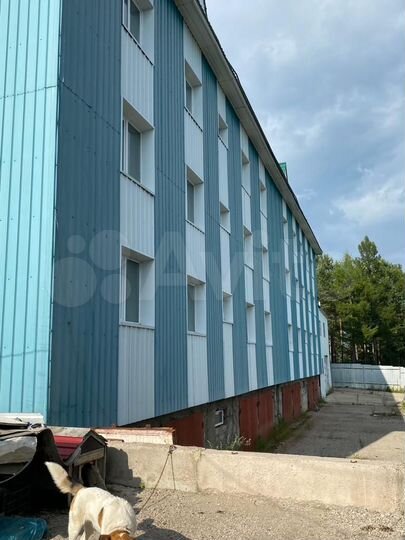 Здание, 2500 м²
