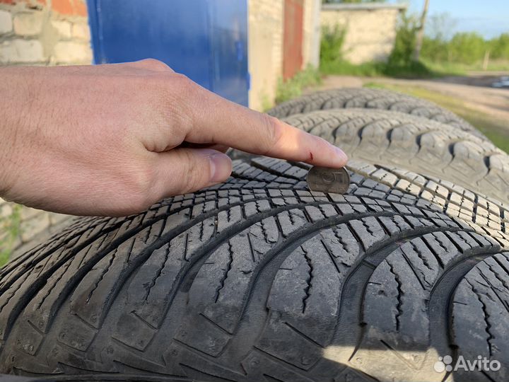 Goodyear Vector 4Seasons Gen-2 SUV 235/60 R18 107W