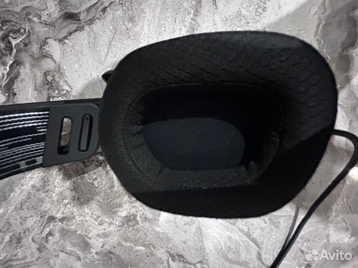 Игровые наушники Logitech G335 черный