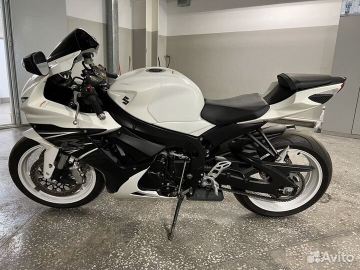 Продам suzuki gsx-r 600
