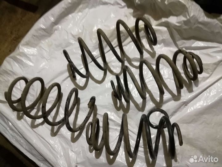 Пружины подвески Opel Vectra C 2008
