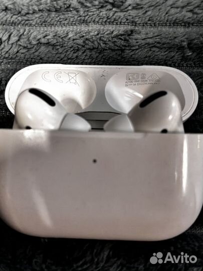 Наушники apple airpods pro