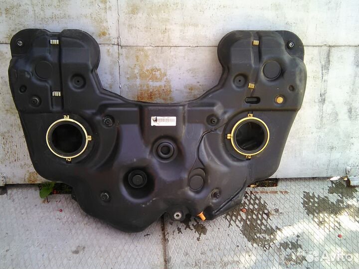 Бензобак для Мерседес GL