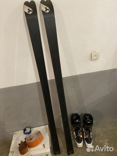 Горные лыжи комплект скитур