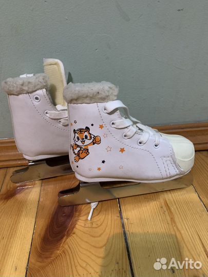 Коньки детские 26 размер