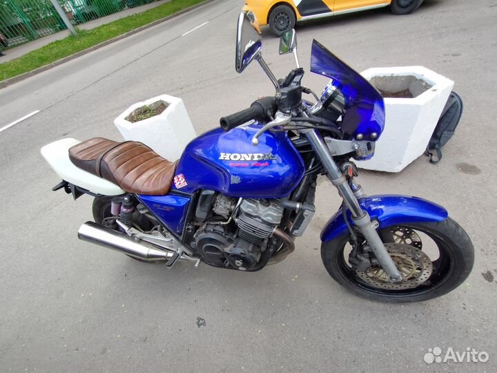 Honda cb400sf 1997