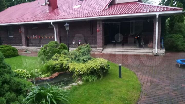 Дом 280 м² на участке 10 сот.