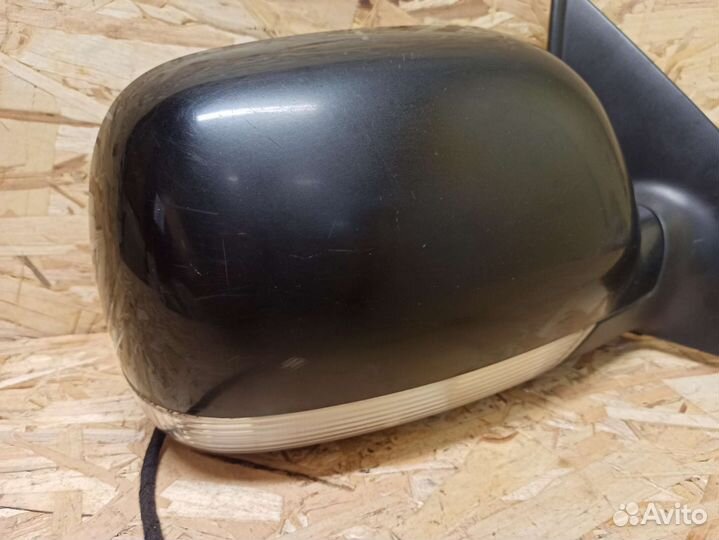 Зеркало правое Volkswagen Touareg 1 7L
