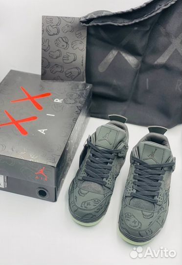 Nike Air Jordan Kaws