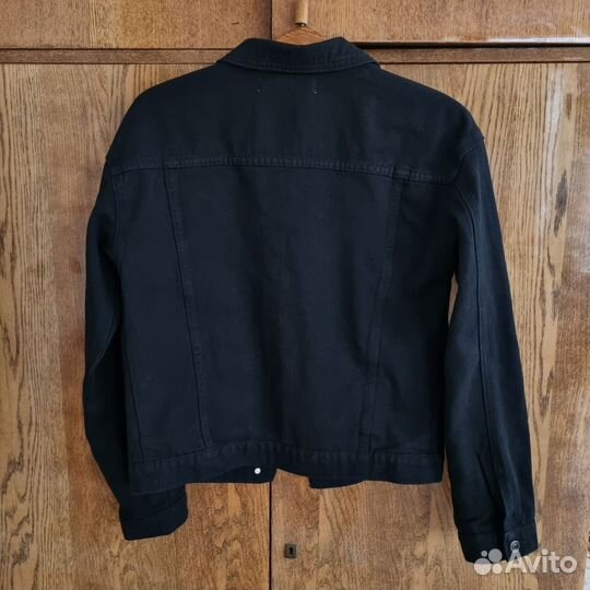 Джинсовая куртка