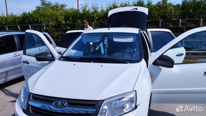 LADA Granta 1.6 МТ, 2017, 96 000 км