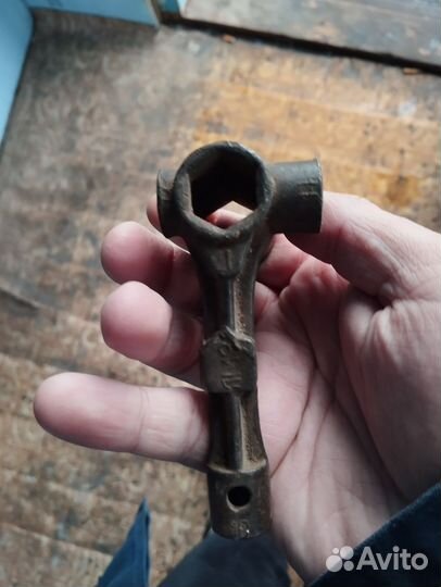 Ключ свечной мопед