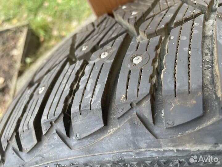 Goodyear Ultragrip 600 225/55 R17 81T