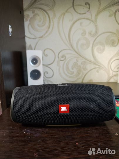 Jbl charge 4