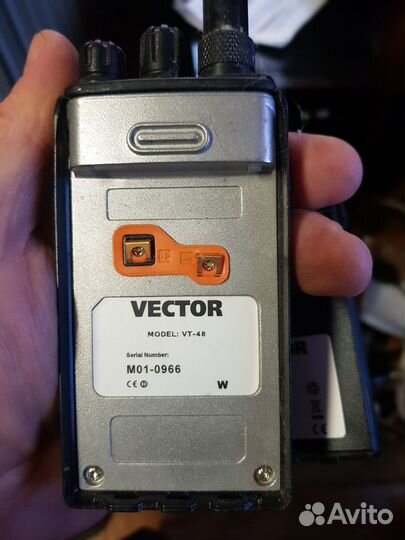 К-т из двух Двухдиапазонных раций Vector VT-48 W
