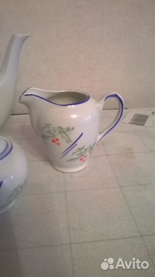 Сервиз фарфоровый миниатюрный