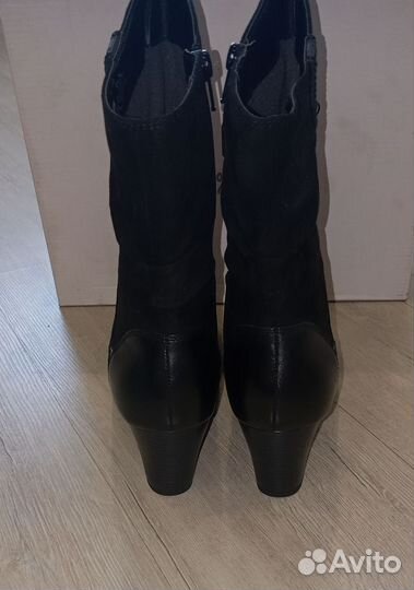 Полусапожки женские. Размер 40