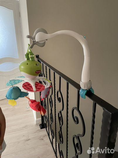 Подвесной мобиль в кроватку tiny love