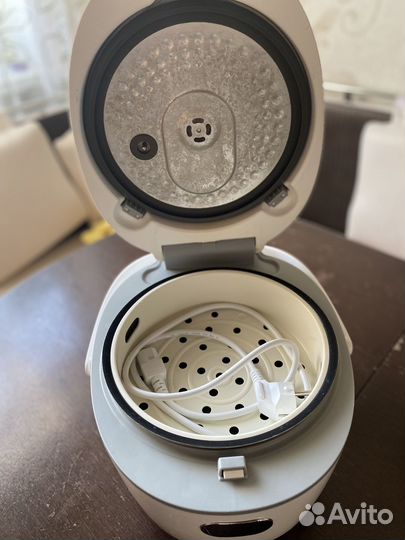 Продам мультиварку Kambrook AMC501