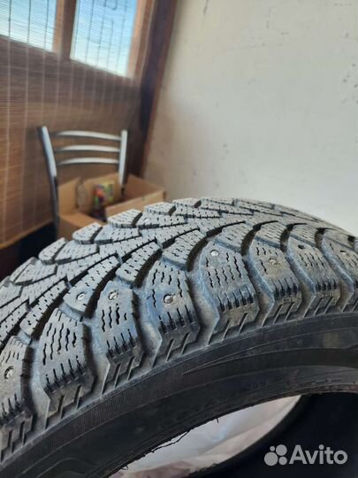Nokian Tyres Hakkapeliitta 4 195/60 R15