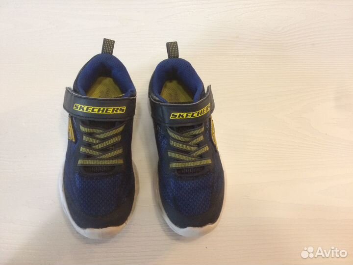 Кроссовки 27,5р Skechers для мальчика