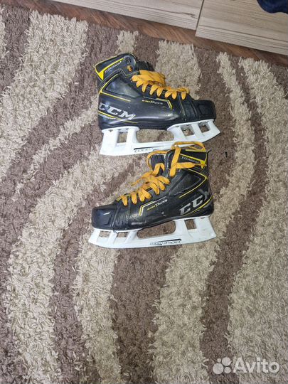 Коньки для хоккея с мячом