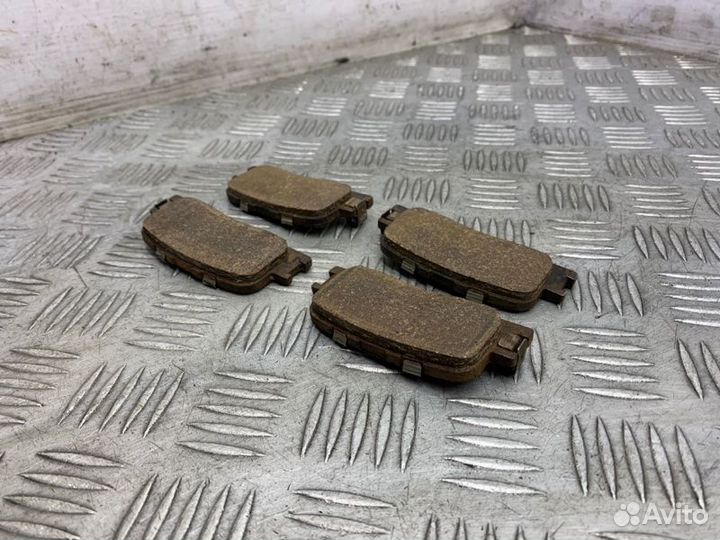 Тормозные колодки заднее Toyota Camry V40 2azfe