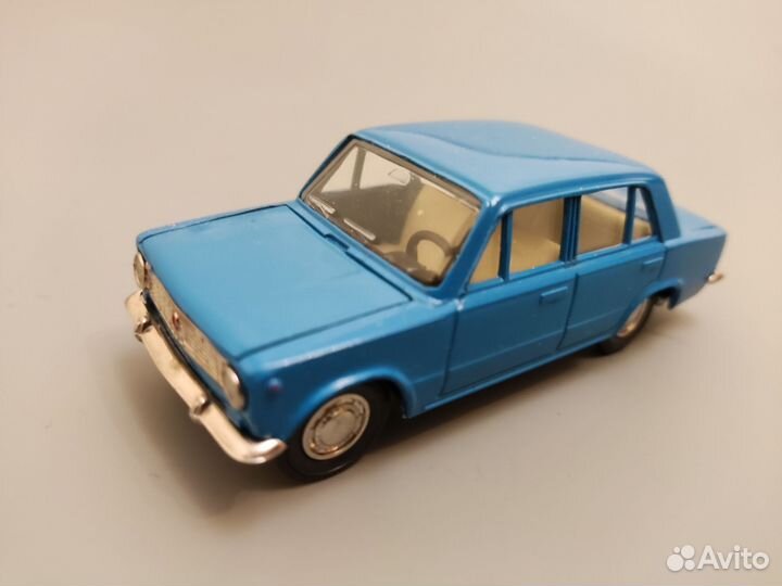 Модель автомобиля Жигули, 1:43