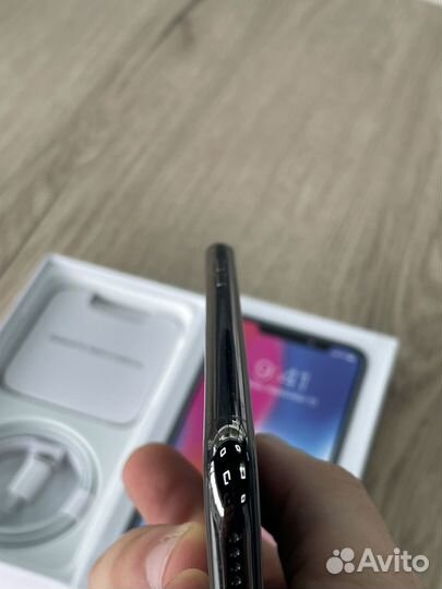 iPhone X, 64 ГБ
