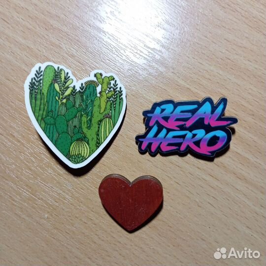 Деревянные значки