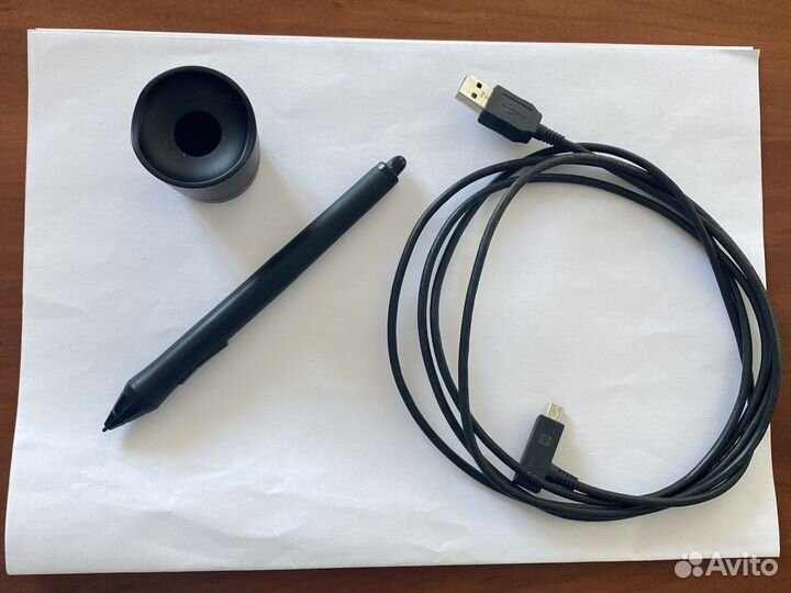 Графический планшет wacom intuos pro pth-451