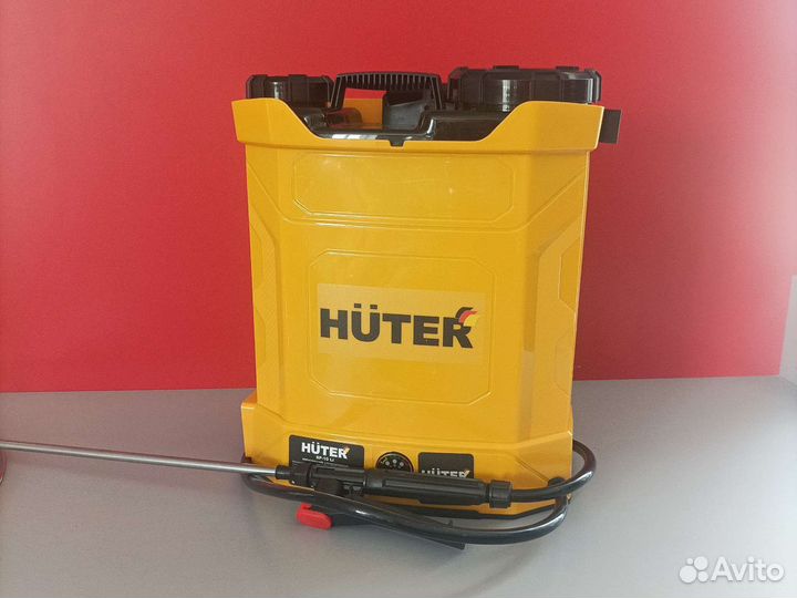 Опрыскиватель аккумуляторный, 10 литров, вес 3.2кг