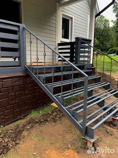 Облицовка бетонных лестниц