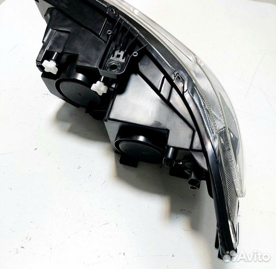 Фара Нива Трэвел Ваз 2123