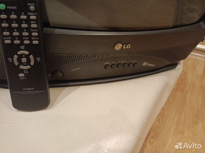 Телевизор LG CF-20F39